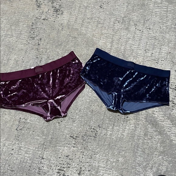 Velvet PINK Victoria Secret 2 pair Boyshorts in Purple and Blue Sz Large - Picture 1 of 11